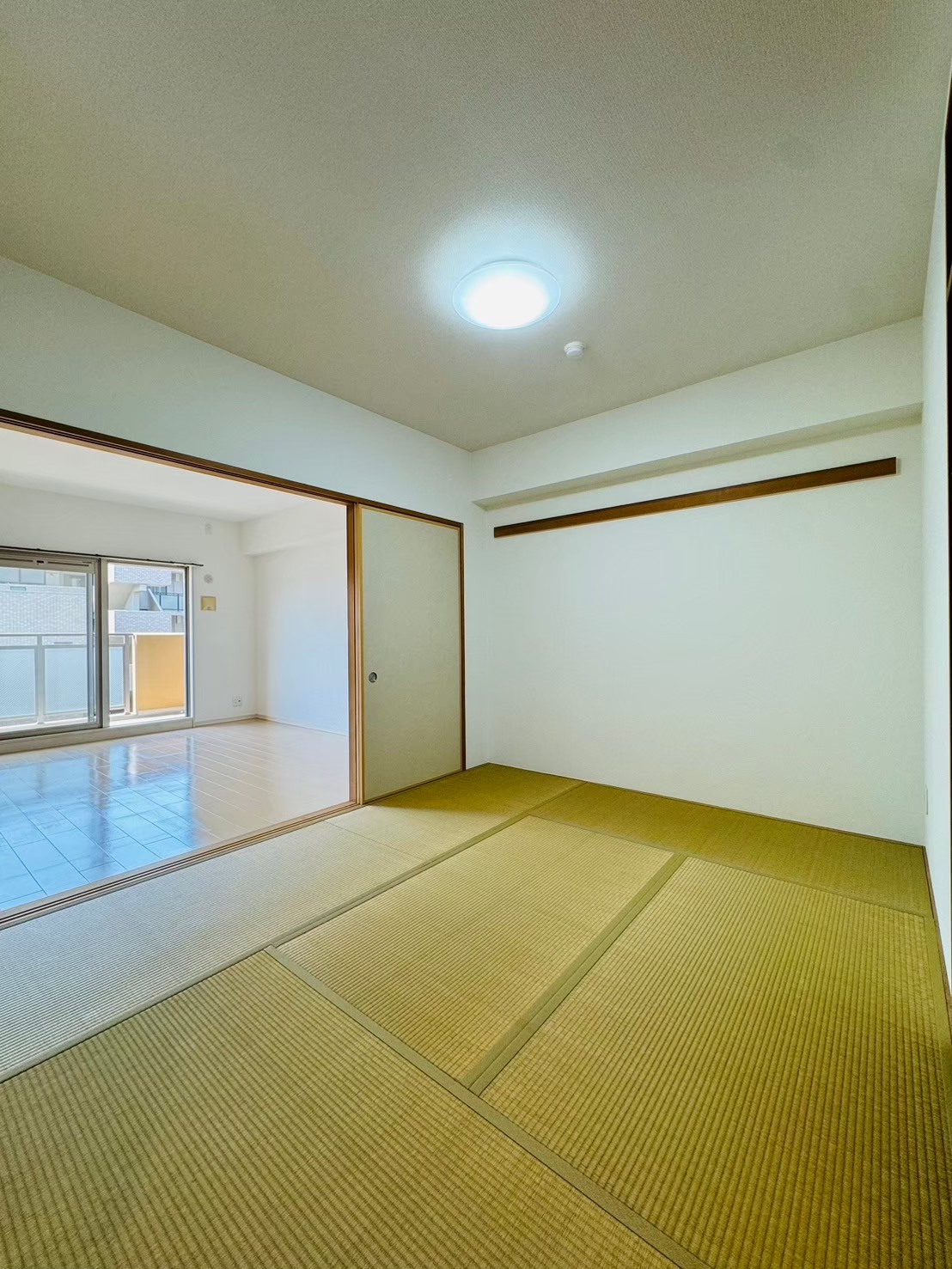 LINE_ALBUM_パデシオン木幡駅前425 リフォーム完了後_240912_22