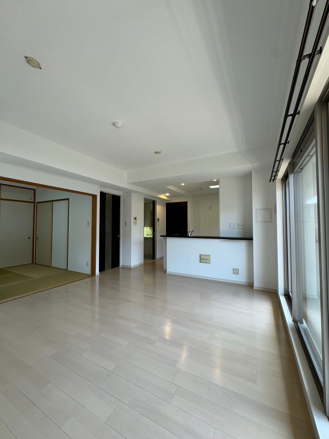 LINE_ALBUM_パデシオン木幡駅前425 リフォーム完了後_240912_5